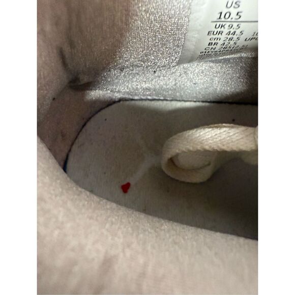 Size 10.5 - Jordan 4 Retro Mid White Oreo - Picture 9 of 9